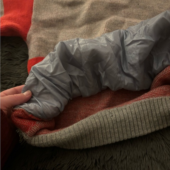 Vintage Insulated Spyder Sweater - Picture 4 of 7